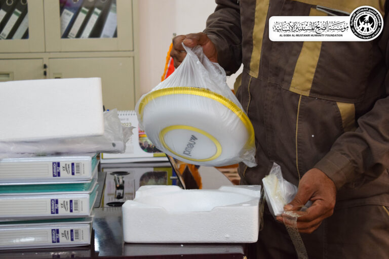 Read more about the article تجهيز العوائل المتعففة بالمراوح الكهربائية